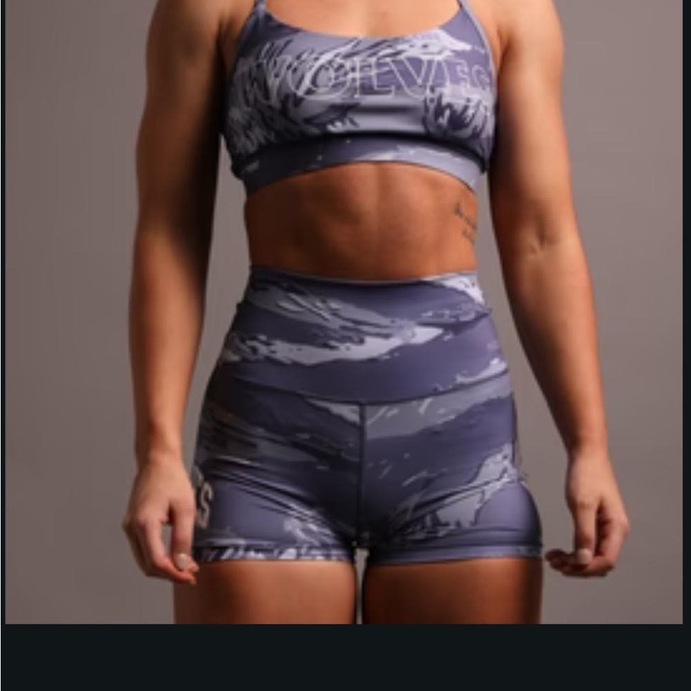 She Wolves Arch Pump Shorts in Purple Stone Tiger
Camo